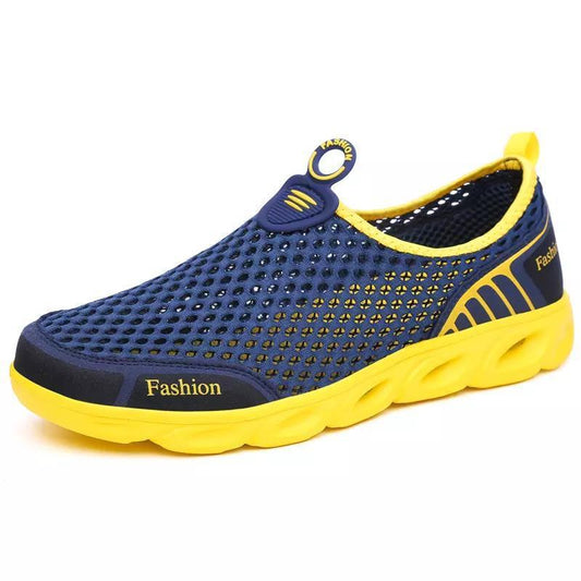A pedal mesh couple's upstream shoes