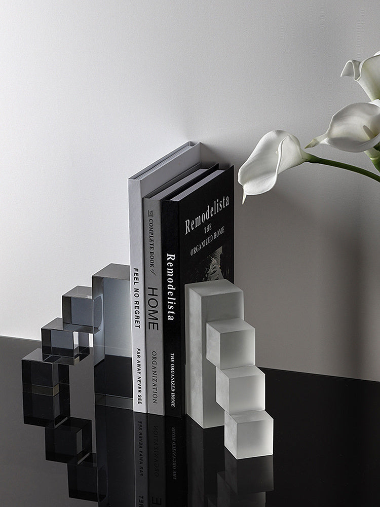 Nordic Modern Minimalist Ladder Crystal Bookend Decoration Hallway Bedroom Model Room Light Luxury Ornament
