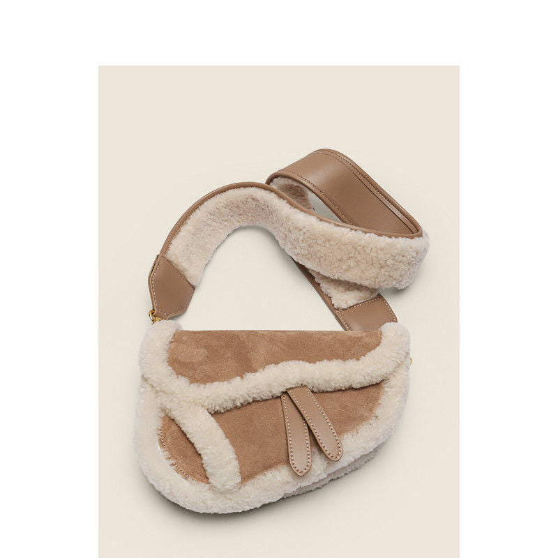 Retro Lamb Fur Caramel Saddle Bag Retro Lamb Fur Caramel Saddle Bag | Ectron Online
