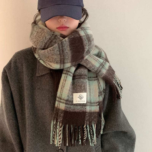 New Fashionable Plaid Scarf For Women