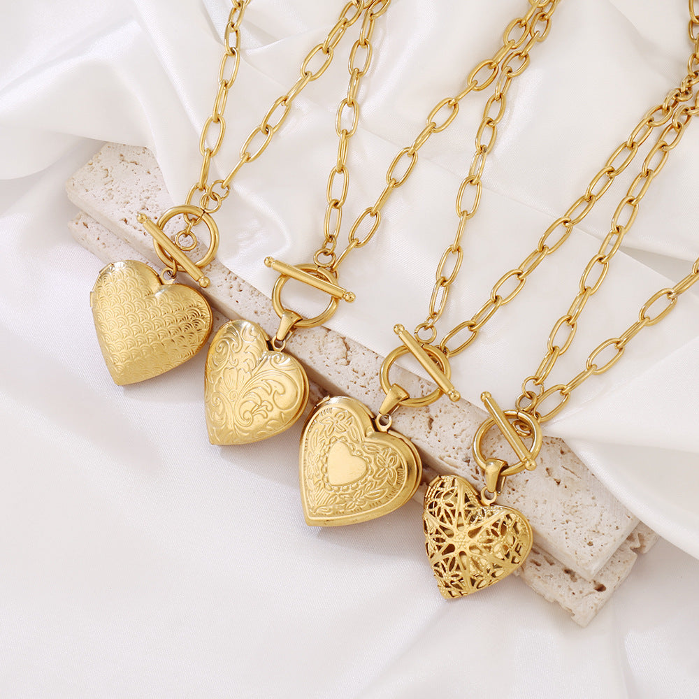 Stainless Steel Open Hollow Pattern Heart-shaped Photo Frame Photo Box Necklace
