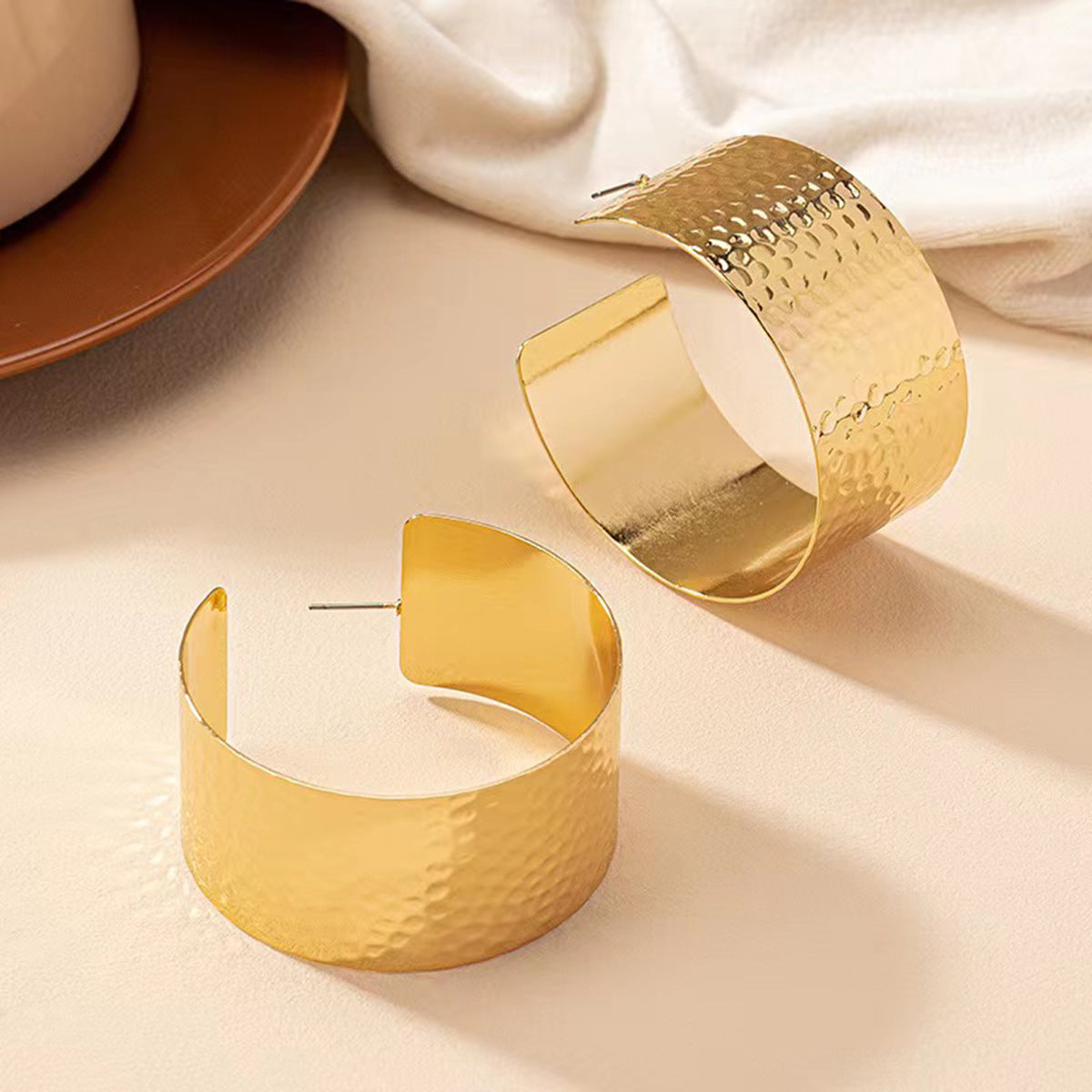 European And American Simple Graceful Large Earrings Personality