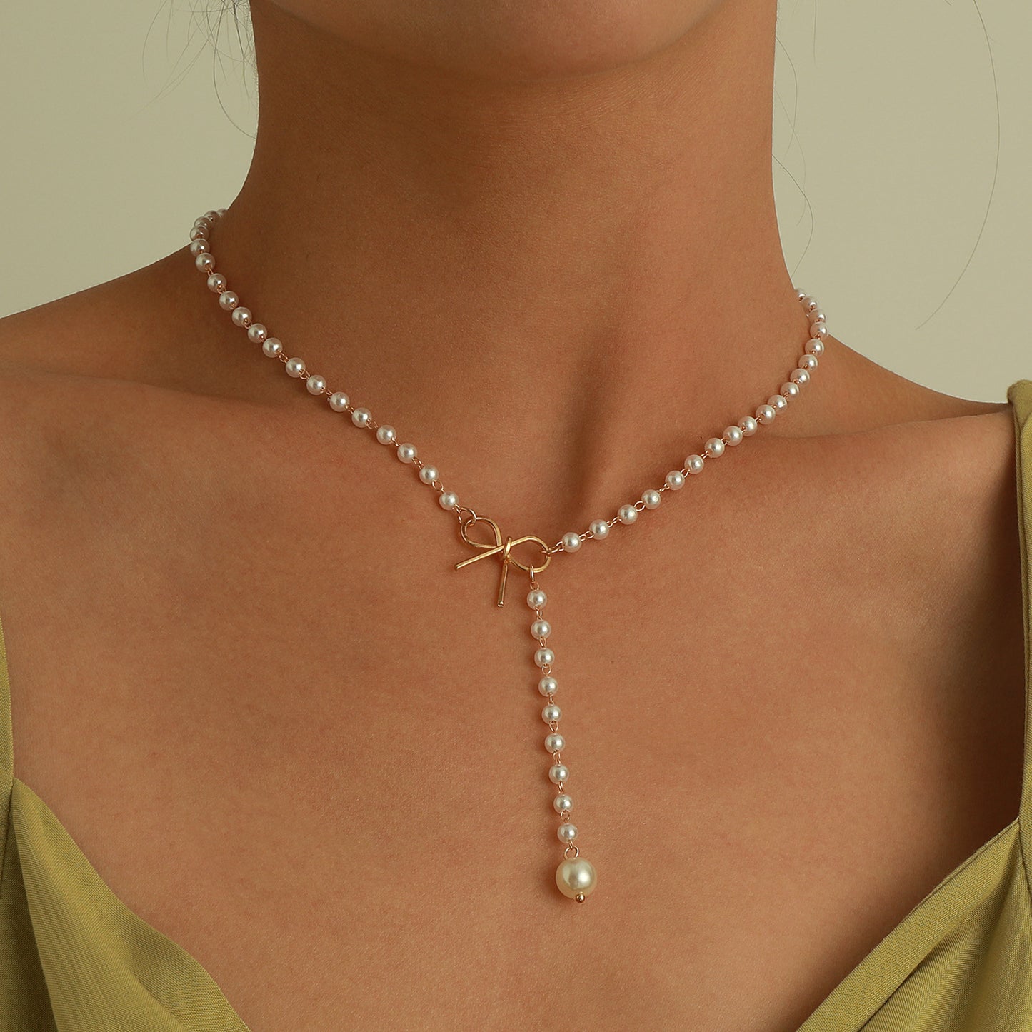Women's Bow Pearl Tassel Pendant Necklace Simple All-match