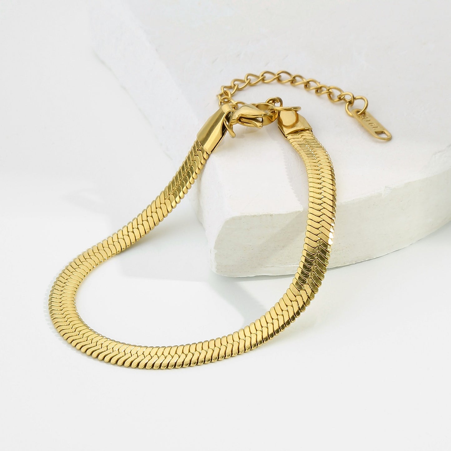 Simple Steel Peptide 18K Gold Plating Chain Like Flat Snake Bracelet