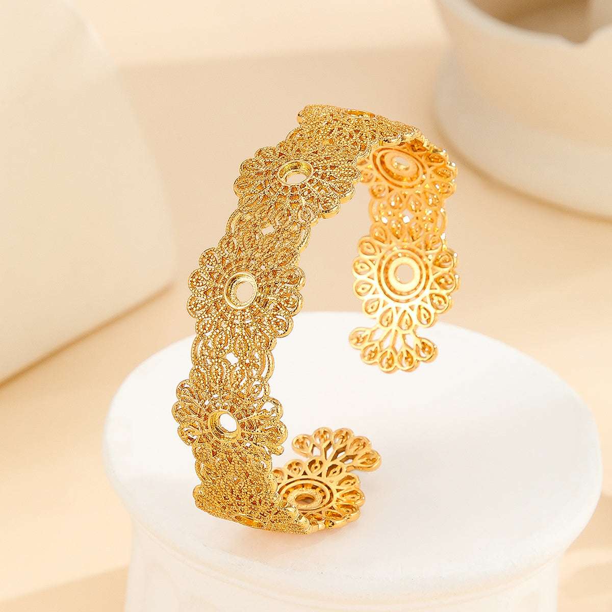 Luxury Gold Bracelet with Hollowed-Out Lace Flower 1pcs Luxury Style Gold Bracelet Hollowed | Ectron Online