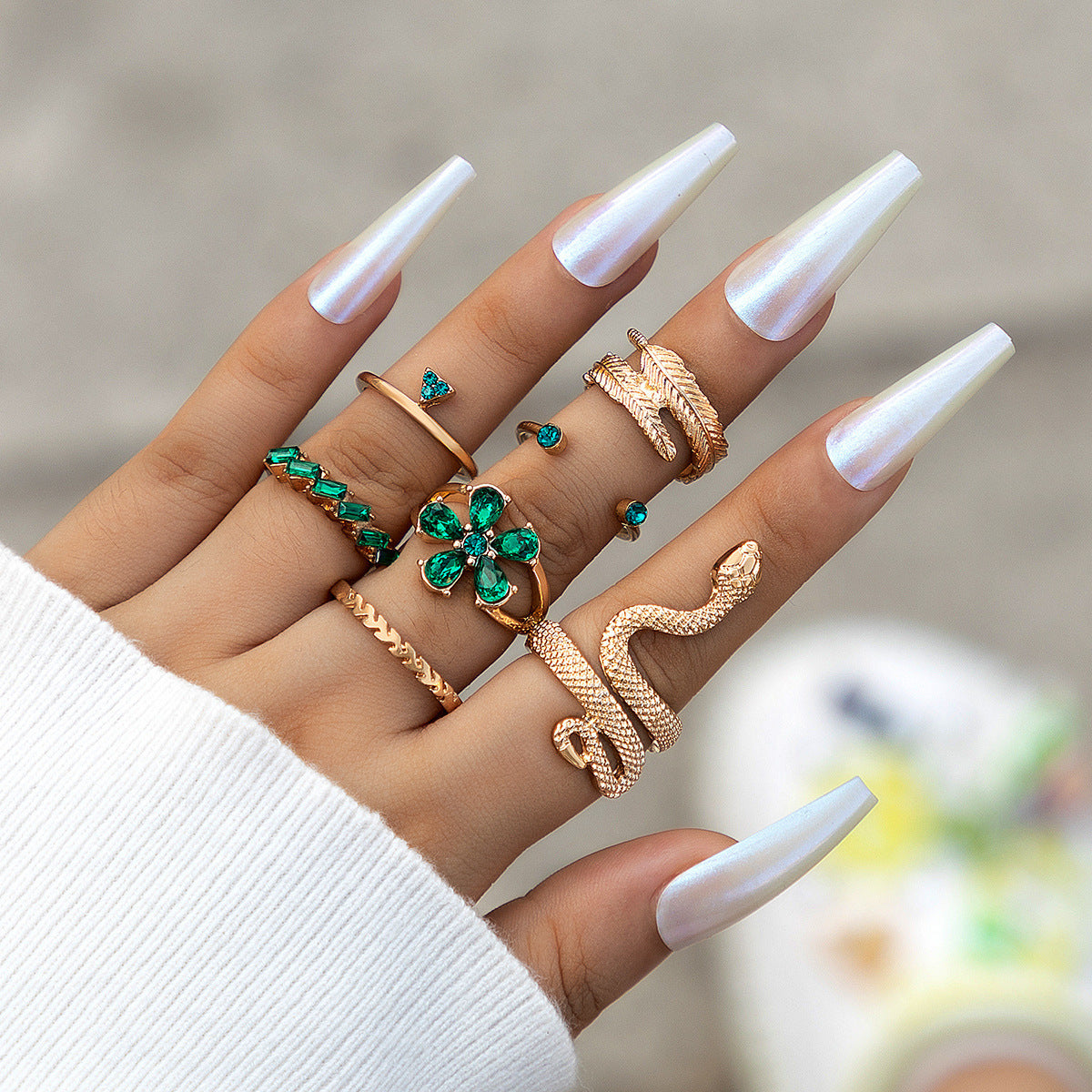Colorful Crystals Flower Geometric Snake Shaped Scallop Eight-piece Set Ring