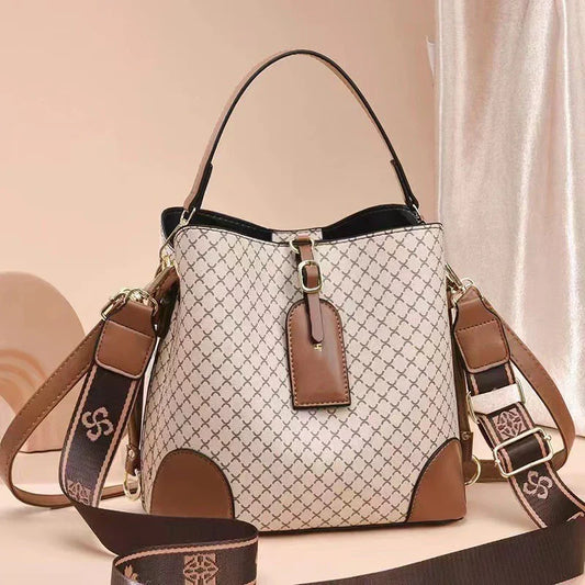 large capacity purse