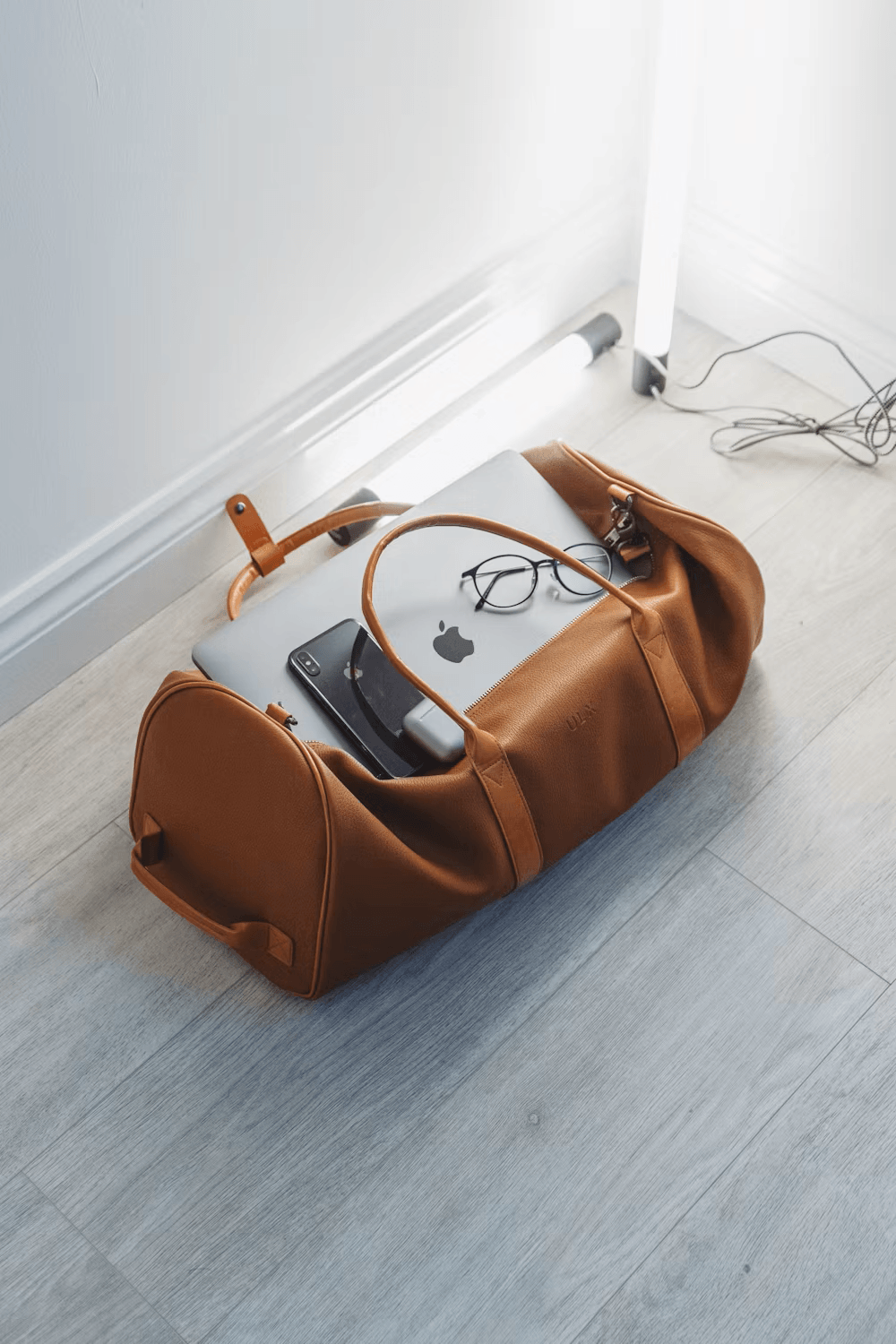 Men's Luggage & Bags - Ectron Online