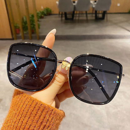 Women's Fashion Retro UV Protection Sunglasses