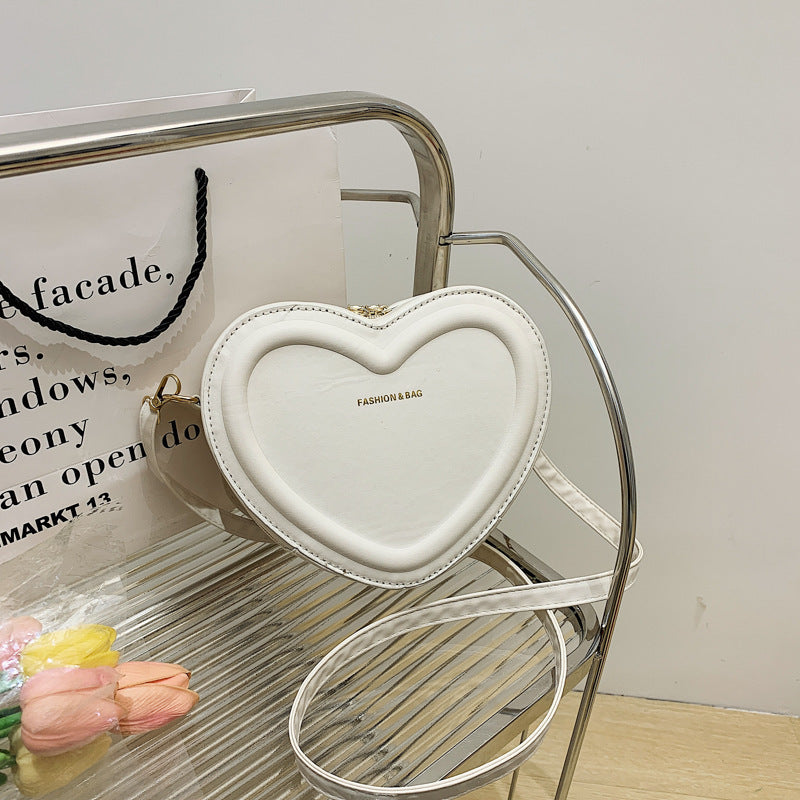 Fashion Heart Shaped Shoulder Messenger Bag Fashion Heart Shaped Shoulder Messenger | Ectron Online