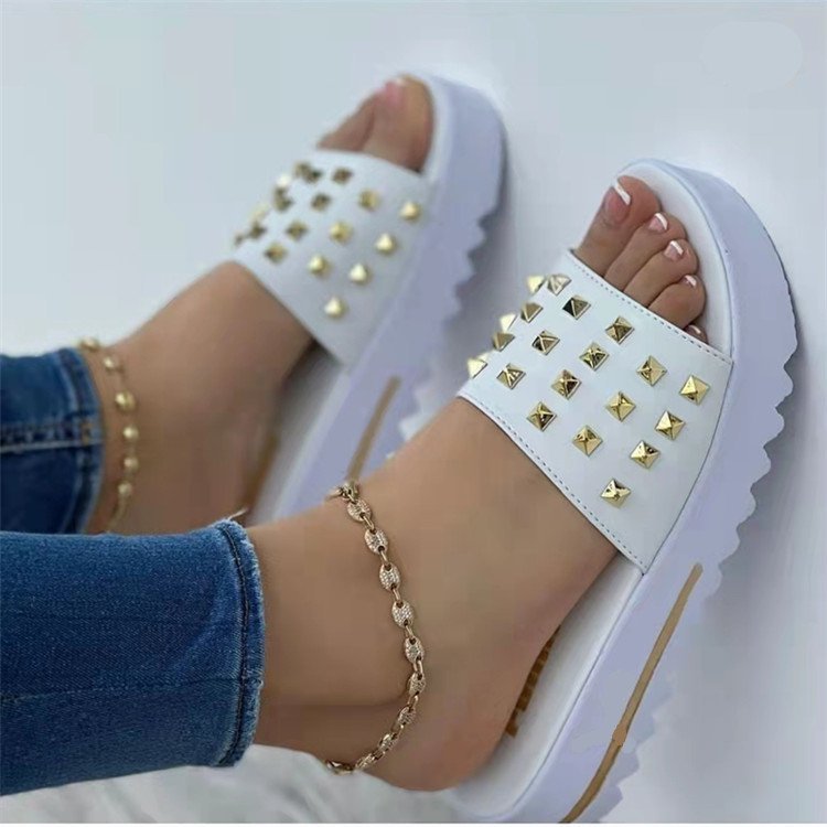 Women’s Wedge Beach Flip-Flops – Stylish Rivet Design Women's Wedge And Rivet Beach Flip-Flops | Ectron Online