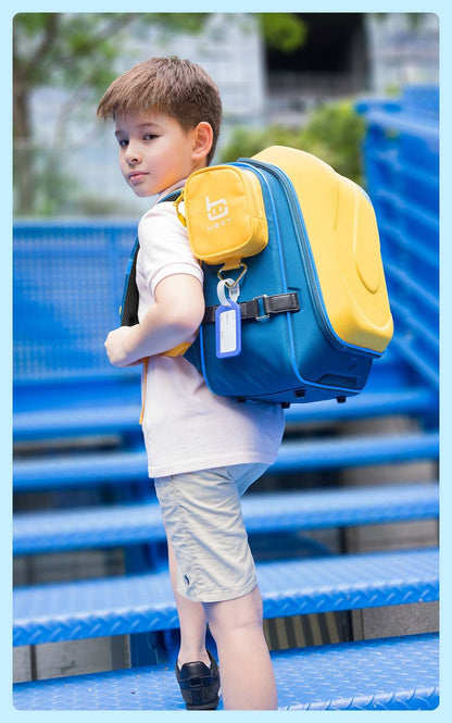 Extra Large Weight-reducing Breathable Waterproof Schoolbag