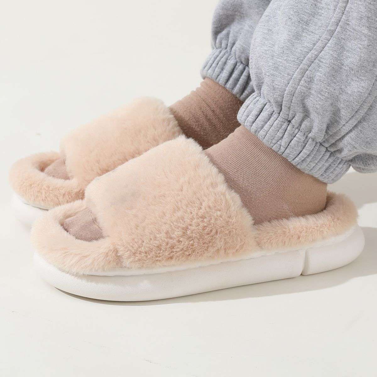 Fairy Style Fluffy EVA Slippers – Thick-soled Women’s Outdoor Wear Fairy Style Thick-soled Eva Fluffy Slipp | Ectron Online