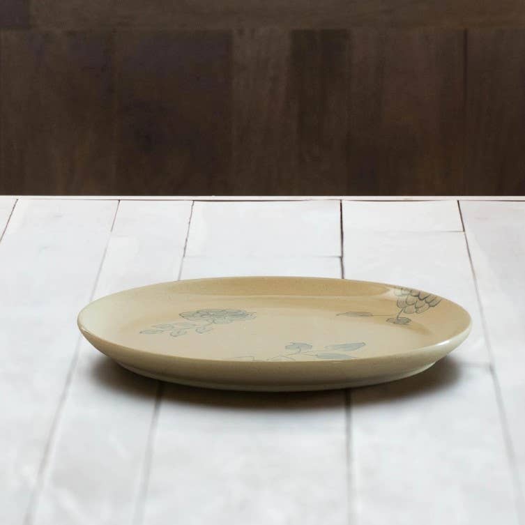 Off-White Round Ceramic Printed Dinner Plate - 9.8" Elegant Dish