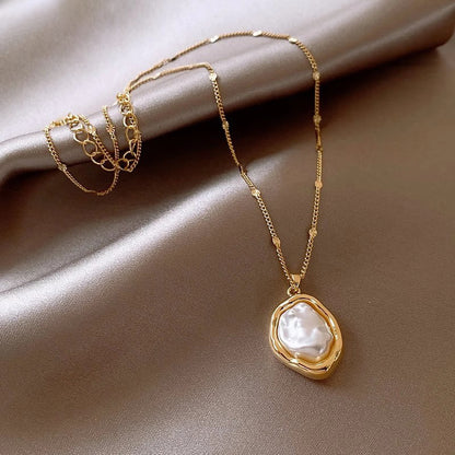 Butterfly Pearl Necklace Female Clavicle Chain Accessories