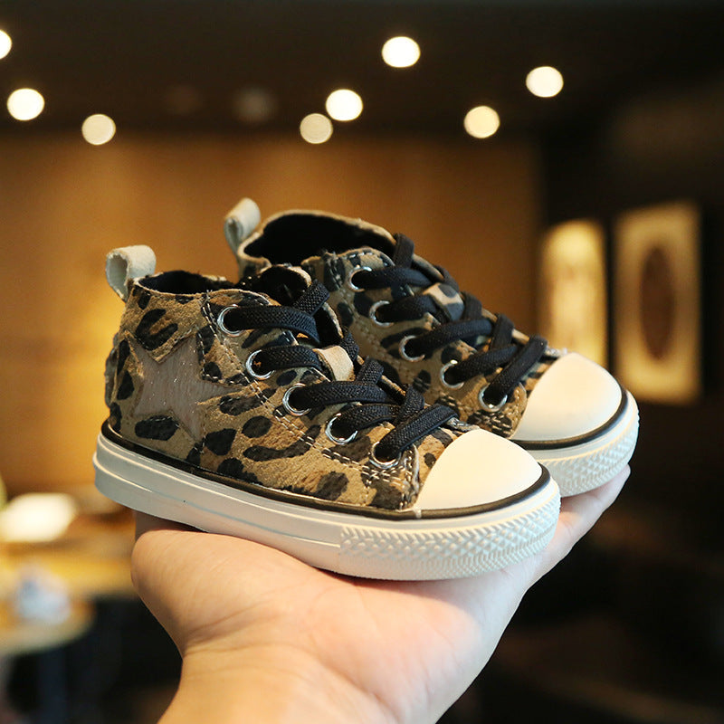 Baby leopard print high-top canvas shoes with patterned upper, black laces, white sole