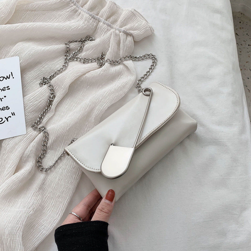 Pin Chain Shoulder Bag - Trendy & Stylish Crossbody Bag Pin chain shoulder bag | Ectron Online
