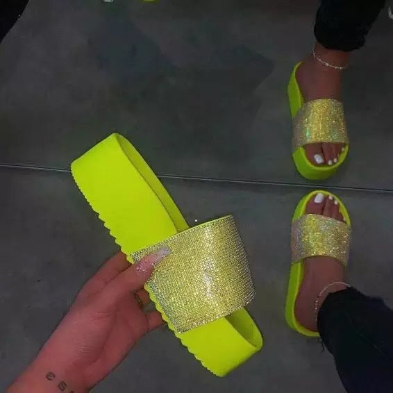 Thick bottom rhinestone home slippers Thick bottom rhinestone home slippers | Ectron Online