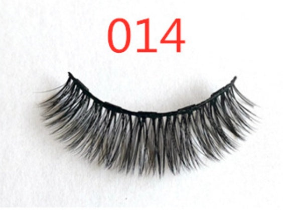 A Pair Of False Eyelashes With Magnets In Fashion A Pair Of False Eyelashes With Magnets I | Ectron Online