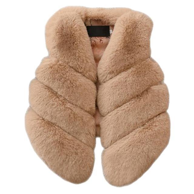 Baby girl faux-fur winter vest, beige, front button closure