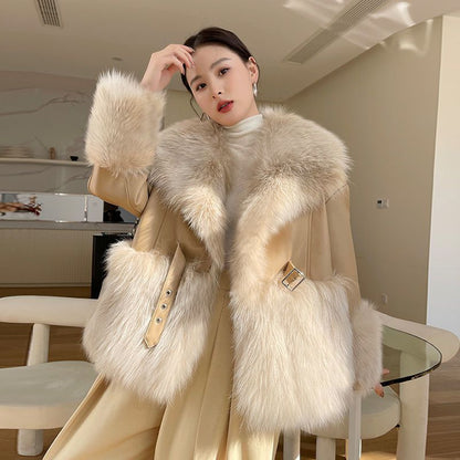 Women's Faux Fur Coat with Big Fur Collar Stitching