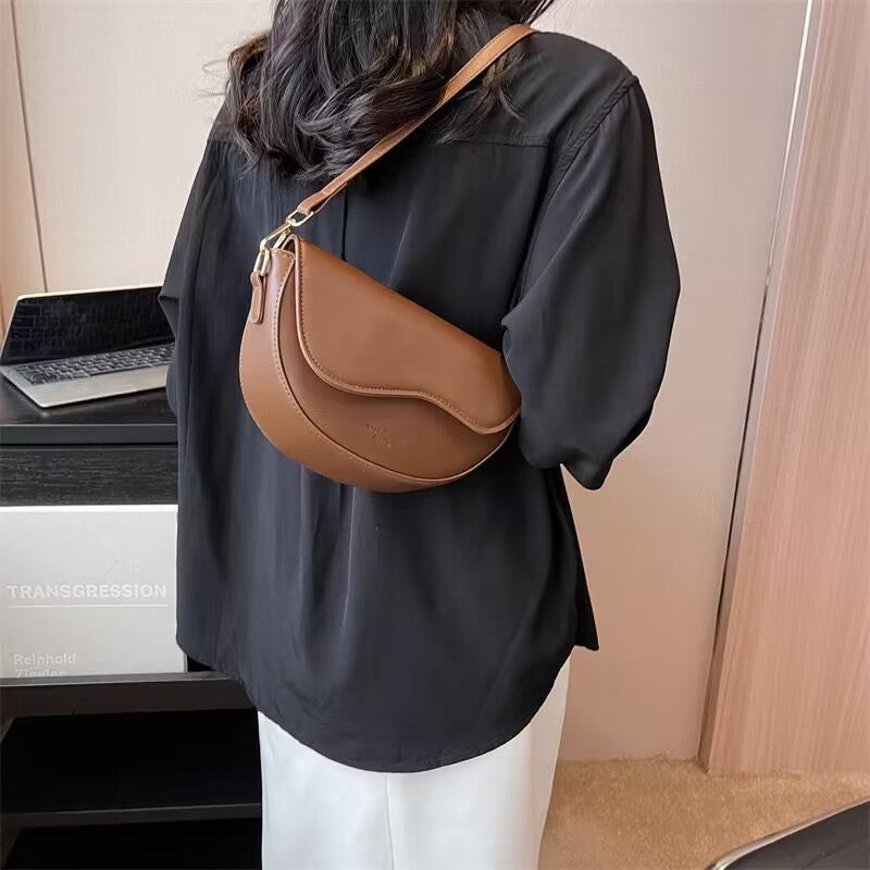 Women's Fashion Retro All-match Shoulder Messenger Bag