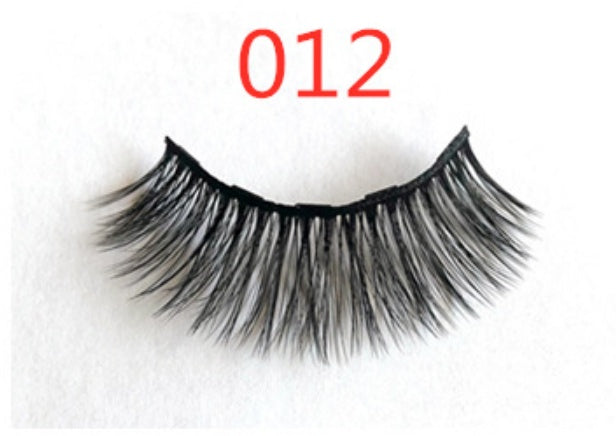 A Pair Of False Eyelashes With Magnets In Fashion A Pair Of False Eyelashes With Magnets I | Ectron Online