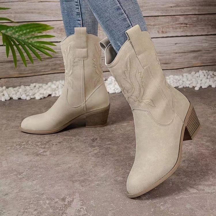 Women's Ethnic Embroidered Western Boots - Chunky Pointed Toe Fashion Chunky-heeled Pointed Toe Boots | Ectron Online