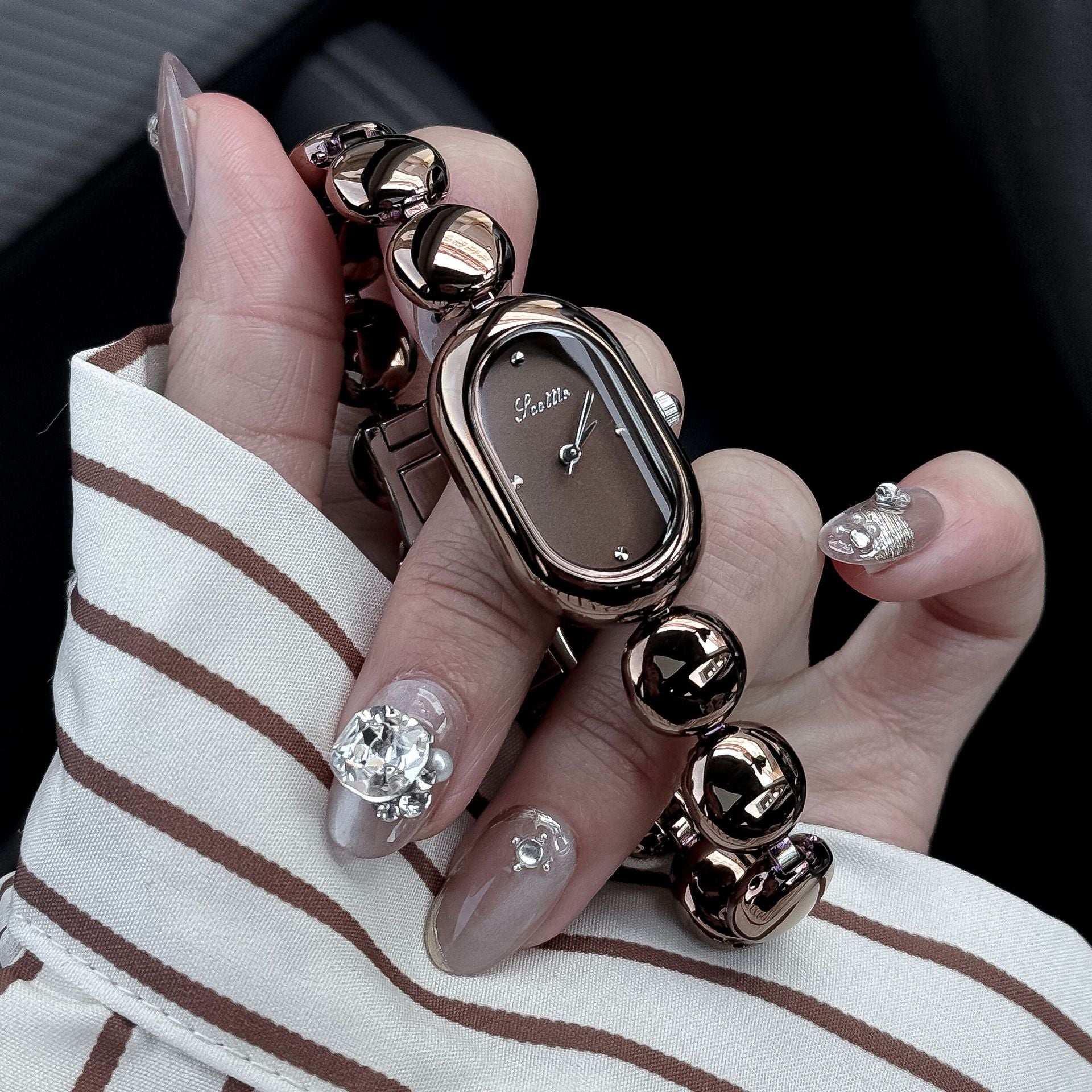 Gold Oval Watch & Bracelet for Women Good-looking Gold Elegant Oval Women's W | Ectron Online