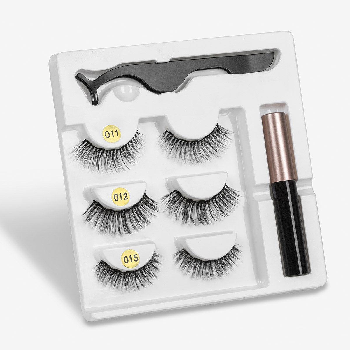 A Pair Of False Eyelashes With Magnets In Fashion A Pair Of False Eyelashes With Magnets I | Ectron Online