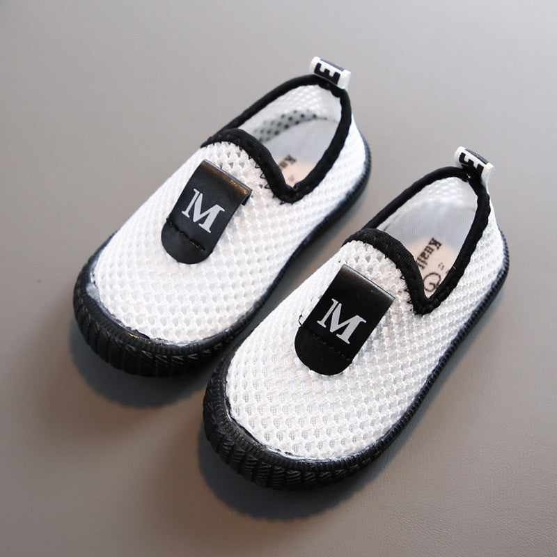 Flying woven breathable mesh sneakers
