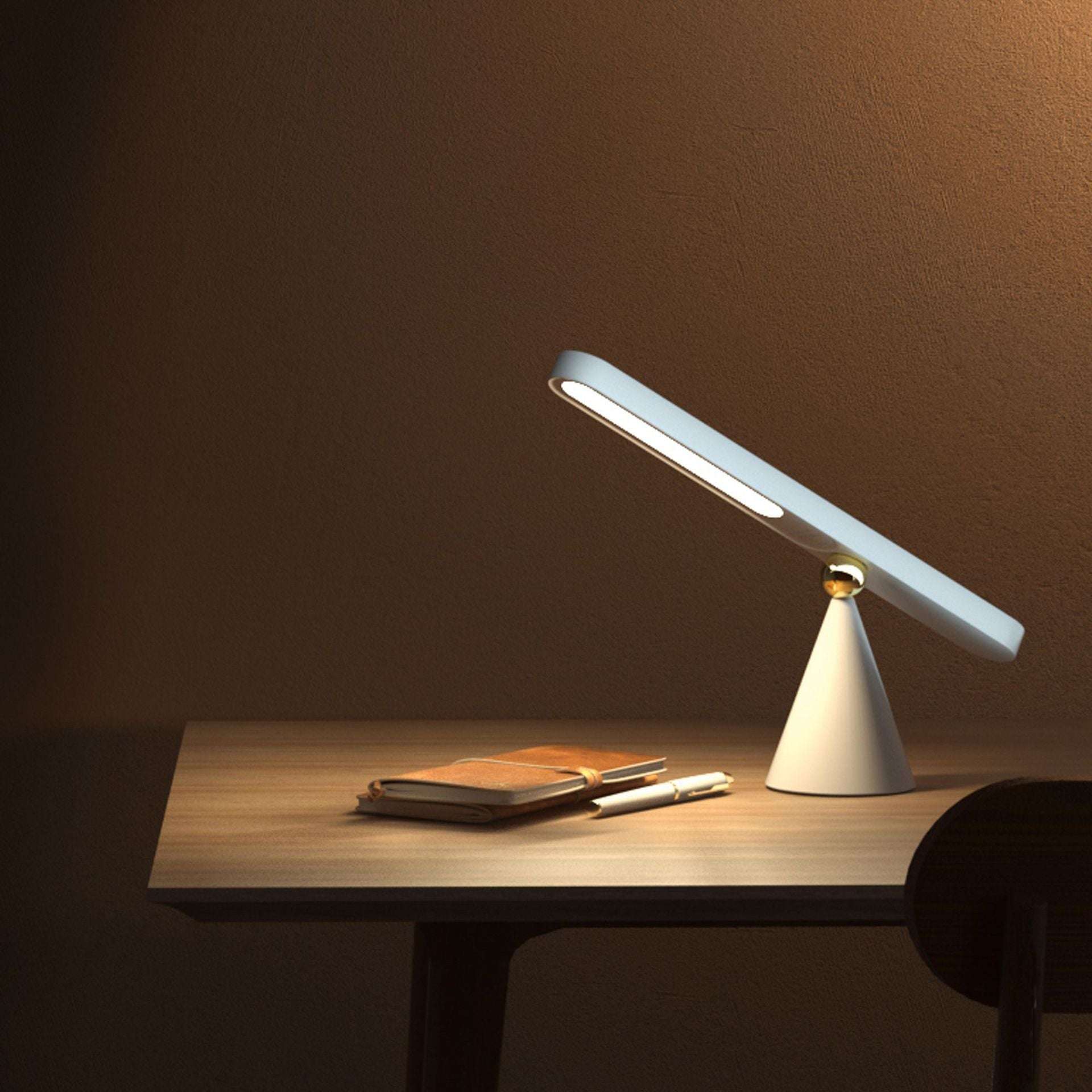 Magnetic Wireless Desk Lamp