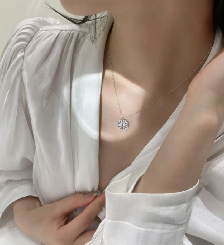 Romantic Surprise - Folding Heart Necklace Retro Magnetic Folding Heart Shaped Four Leaf Clover Pendant Necklace Women Love Clavicle Chain Gifts Openable Choker Jewelry | Ectron Online