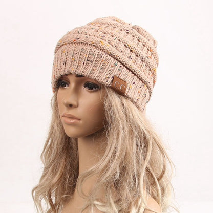 Knitted horsetail wig