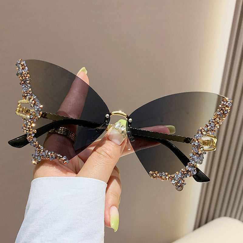 Luxury Diamond Butterfly Sunglasses Women Brand Y2K Vintage Rimless Oversized Sun Glasses Ladies Eyewear Shades