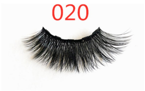 A Pair Of False Eyelashes With Magnets In Fashion A Pair Of False Eyelashes With Magnets I | Ectron Online