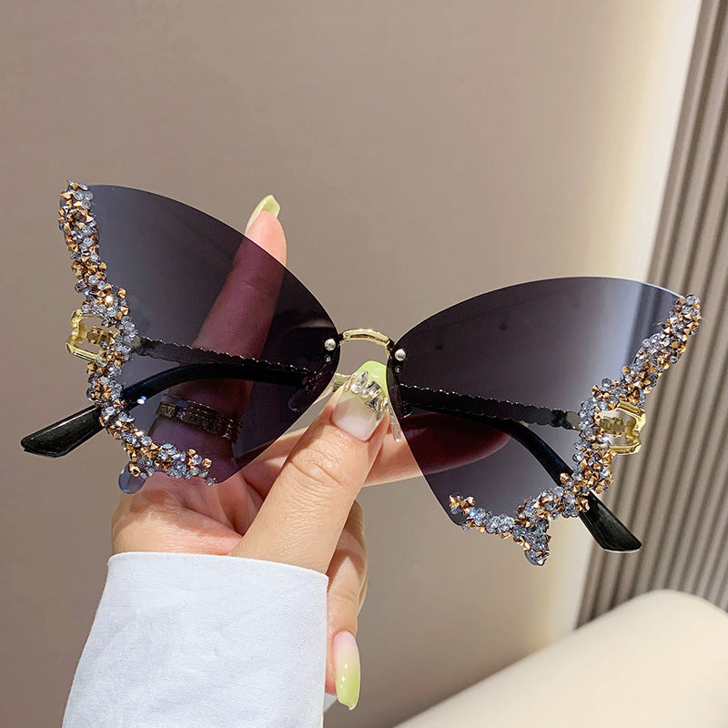 Luxurious & Unique: Diamond Butterfly Sunglasses Sunglasses | Ectron Online