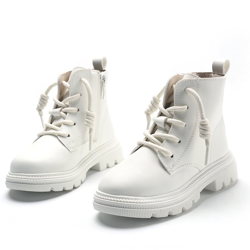 White Martin ankle boots with laces and side zipper, chunky tread sole