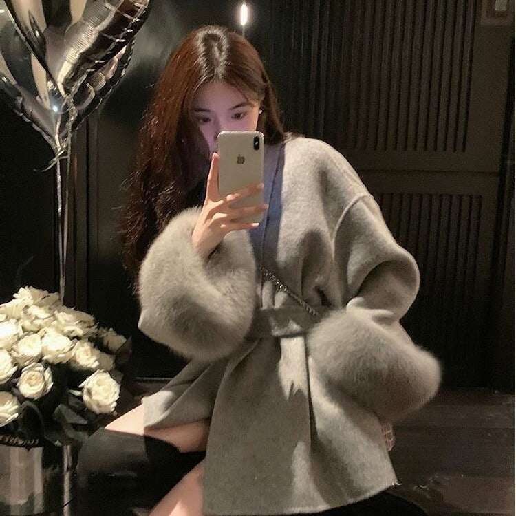 Elegant Double-Sided Cashmere Coat - Detachable Fox Fur Cuff Cuff Detachable Fox Fur Elegant Double-s | Ectron Online