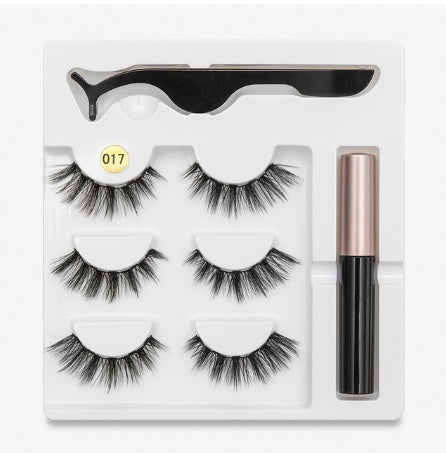 A Pair Of False Eyelashes With Magnets In Fashion A Pair Of False Eyelashes With Magnets I | Ectron Online
