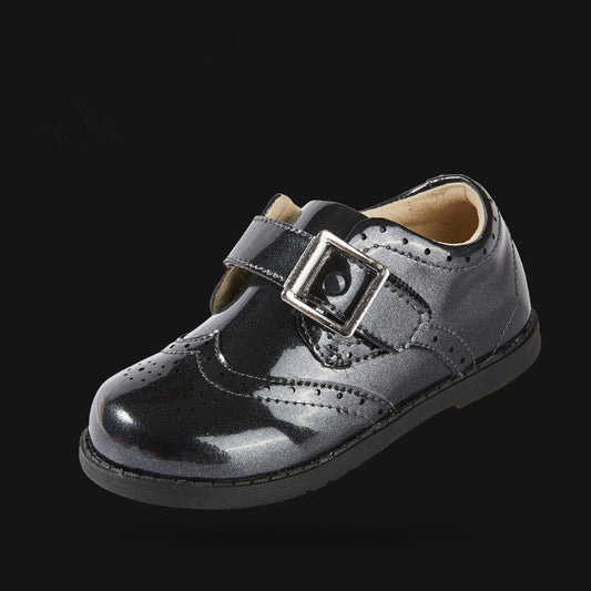 Soft sole little girl shoes