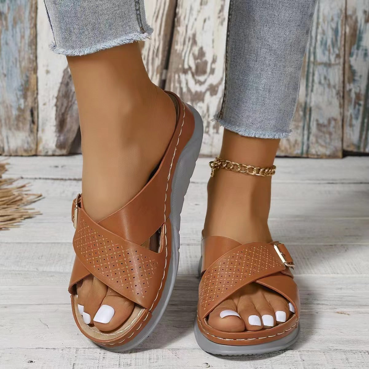 New Buckle Cross-design Slippers Summer Wedges Sandals Fashion Women's Beach Shoes New Buckle Cross-design Slippers Summer | Ectron Online