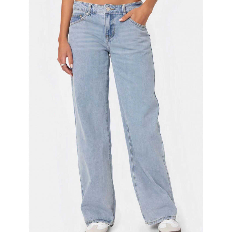 High-waisted wide-leg mopping jeans in light blue denim, front view with classic pockets