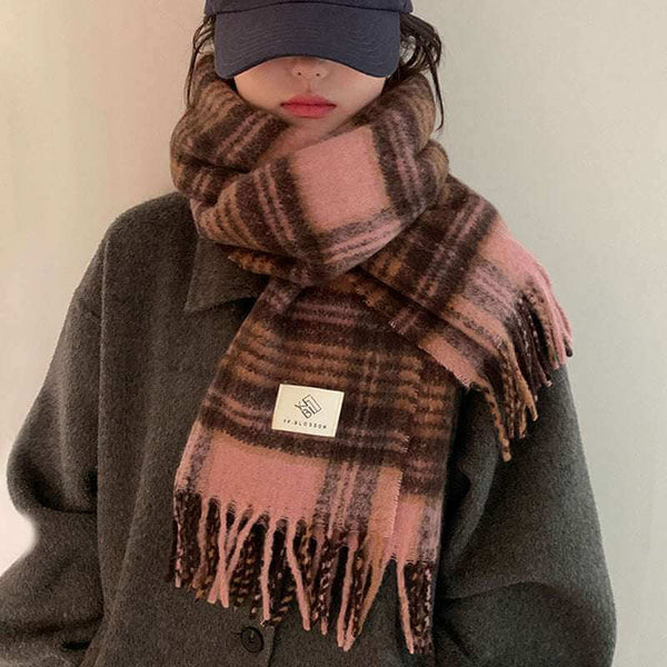New Fashionable Plaid Scarf For Women