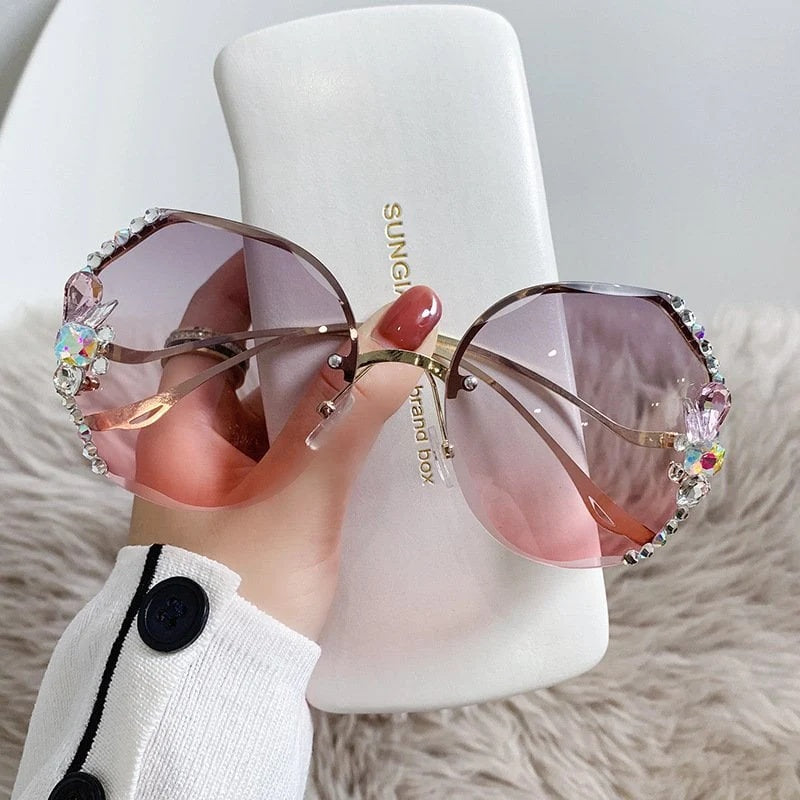 Creative Rhinestone UV Resistant Sunglasses