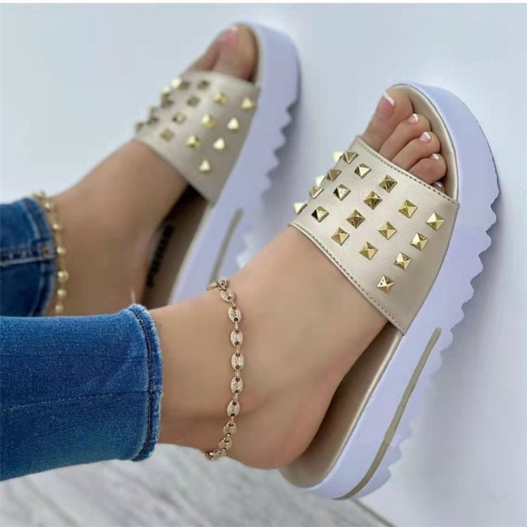 Women’s Wedge Beach Flip-Flops – Stylish Rivet Design Women's Wedge And Rivet Beach Flip-Flops | Ectron Online