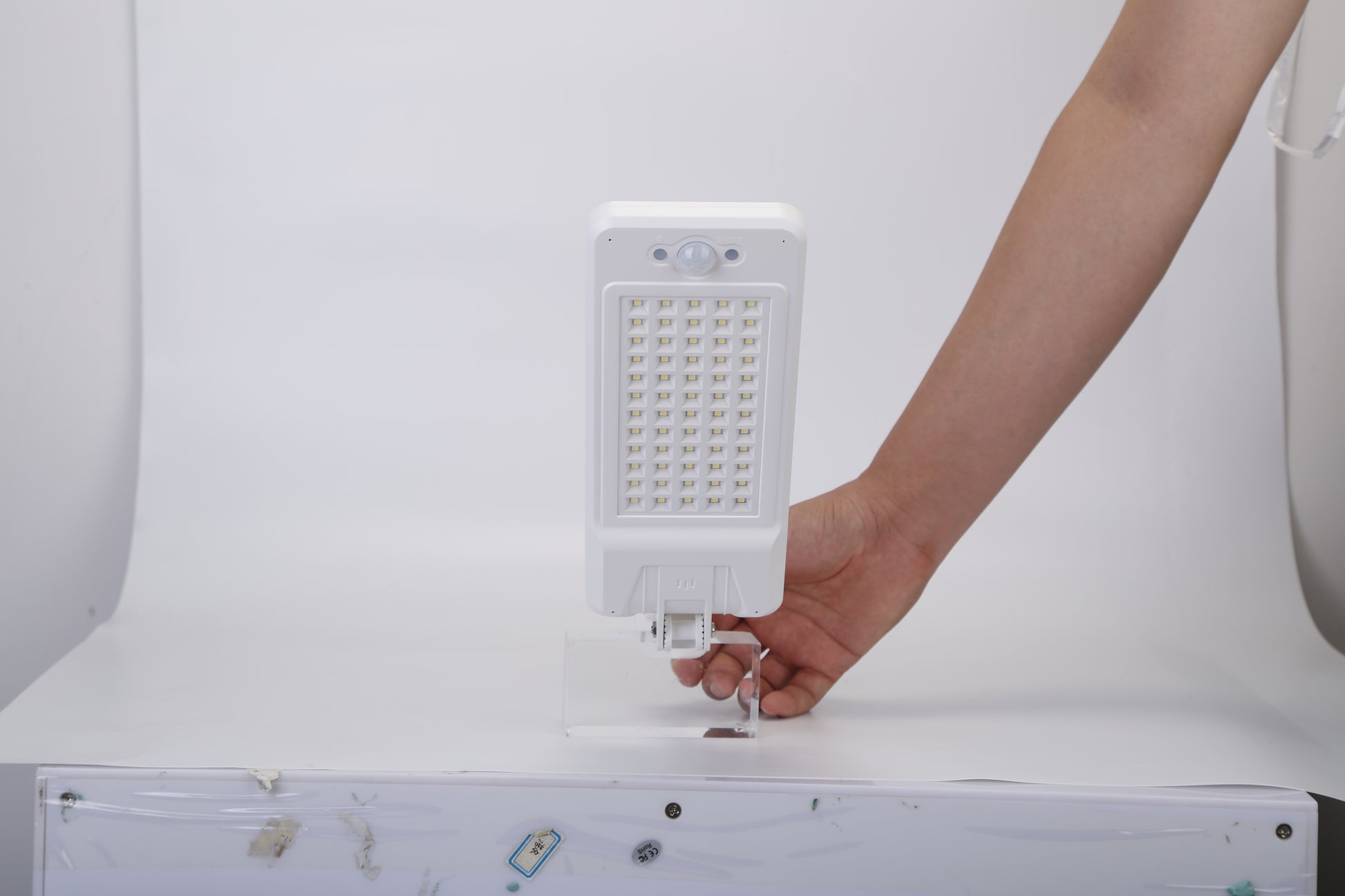 60 LED Solar Wall Light - Outdoor PIR Motion Sensor Security Lamp Solar Wall Light Outdoor 60LEDs PIR Moti | Ectron Online