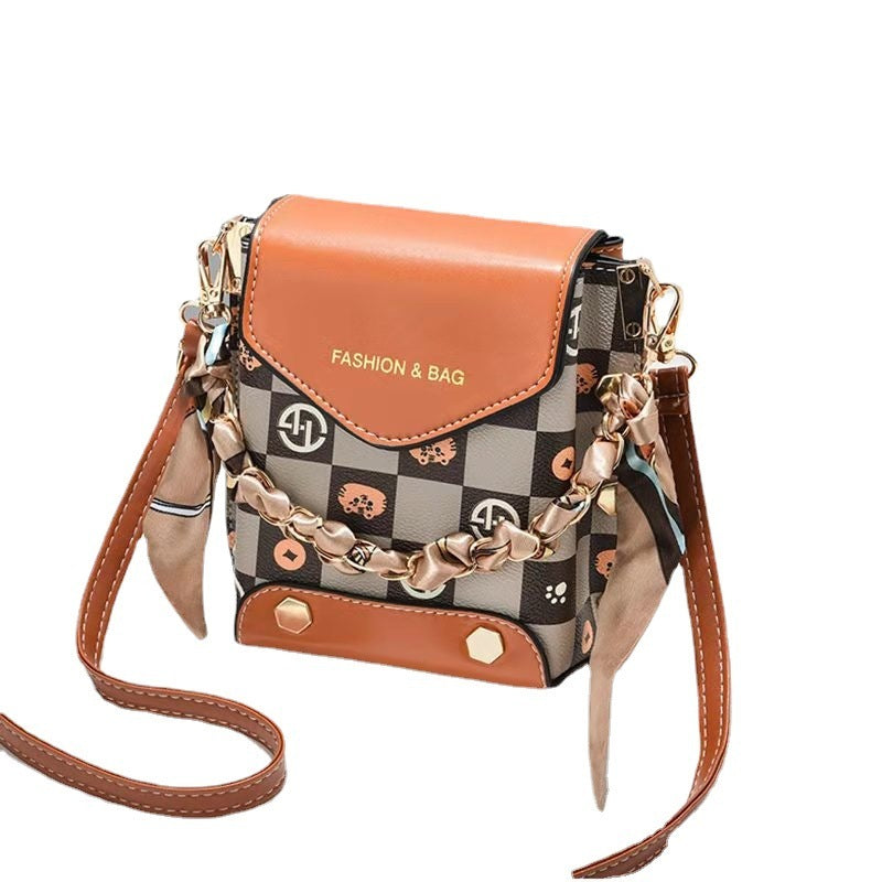 New Popular Fashion Foreign Style Messenger Satchel