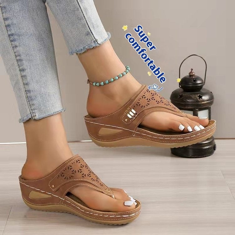 European And American Flip-flops Women's Non Slip Outdoor Wedge Flip-flops European And American Flip-flops Women's | Ectron Online