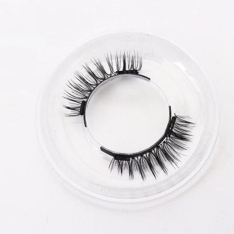 Reusable Magnetic Self-Adhesive Eyelashes No Eyeliner Or Glue Needed False Lashes Stable And Easy To Put On Natural Look And Waterproof Fake Eyelashes